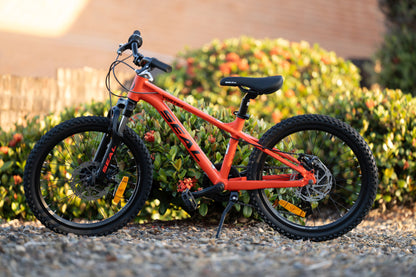 Vortex 20 Inch Kids Mountain Bike – Light Alloy Frame, 7 Speed, Disc Brake